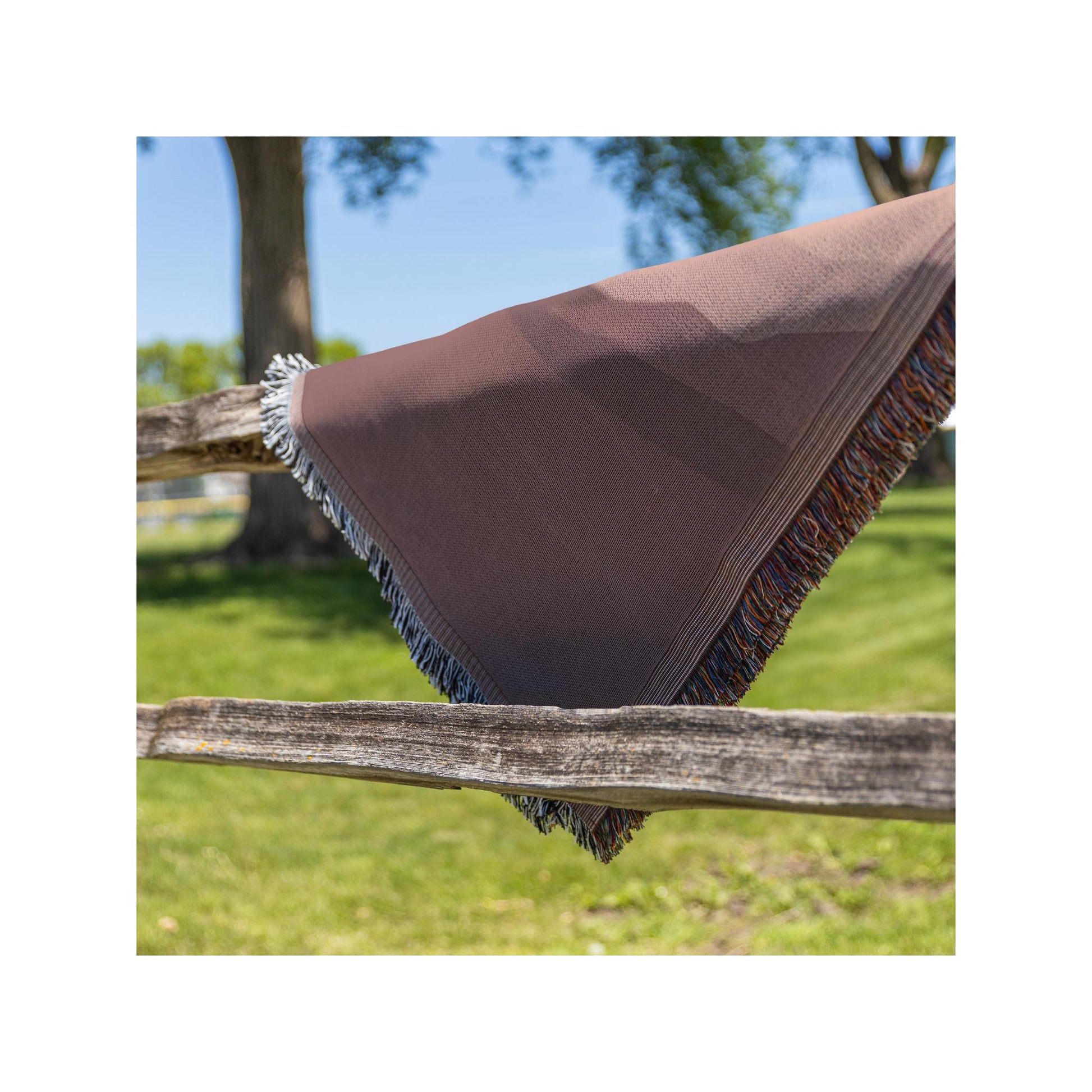 Range Rover Classic Blanket | Woven Throw Blanket for Land Rover Lovers | Cozy Home Decor & Gift Idea
