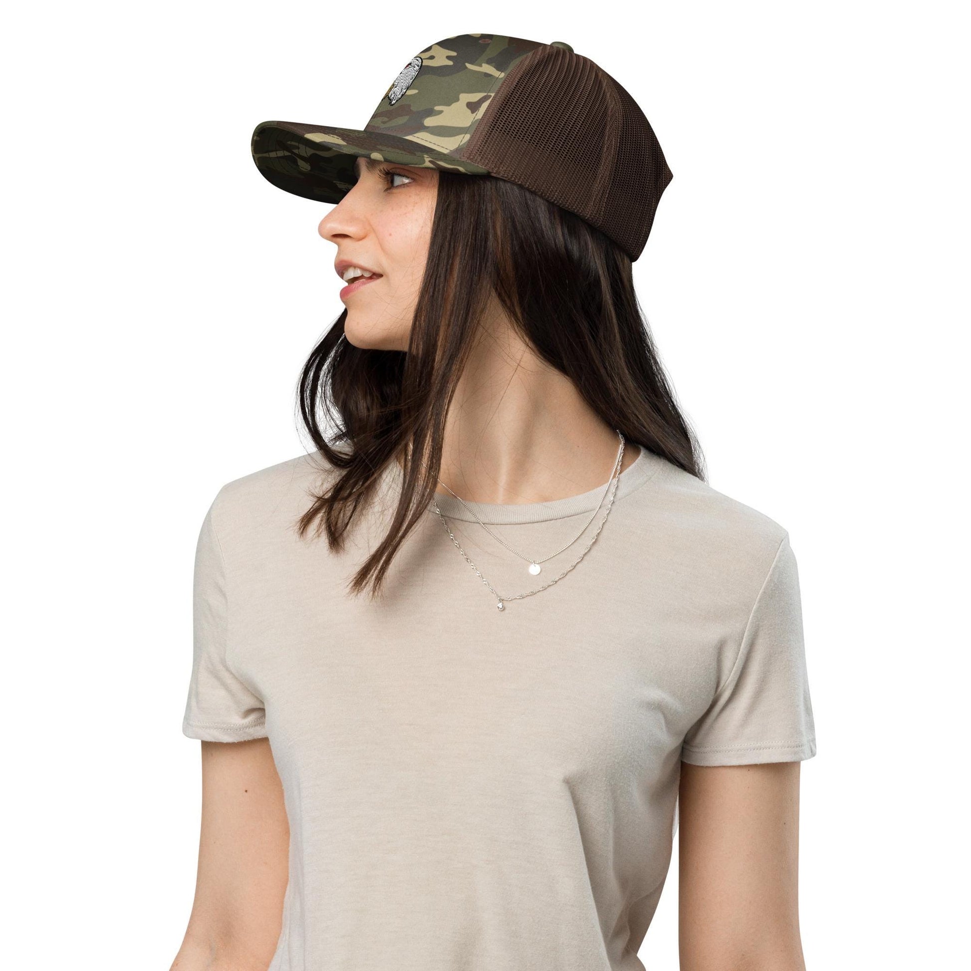 Bald Eagle Camouflage Trucker Hat | Outdoor and Hunting Cap | Perfect Gift for Nature Lovers & Wildlife Fans | Embroidered Hat